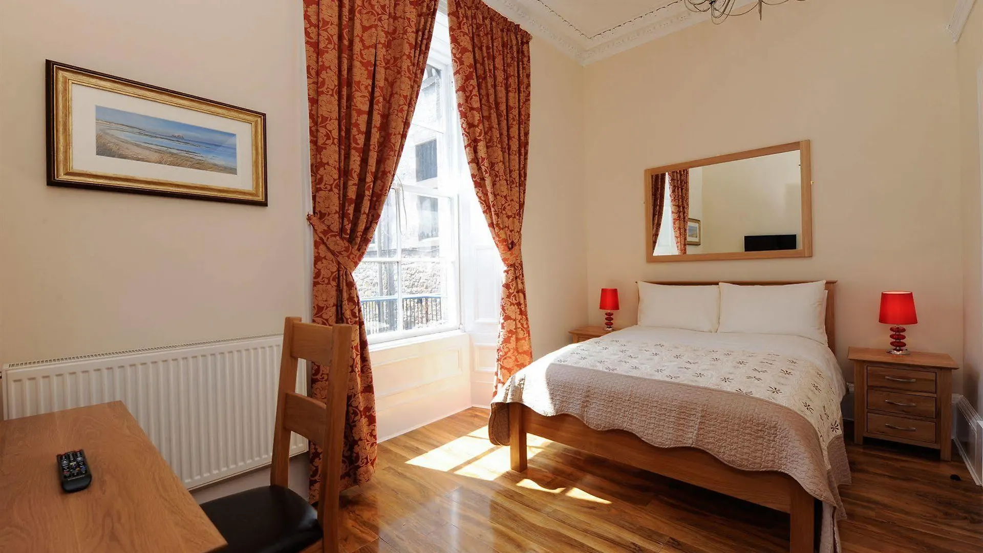 Aparthotel Edinburgh City Suites