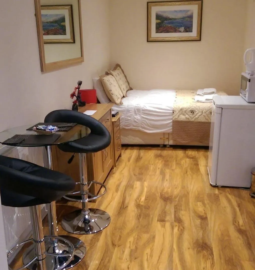 Aparthotel Edinburgh City Suites