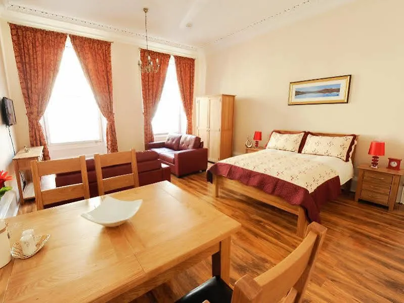 Edinburgh City Suites Aparthotel